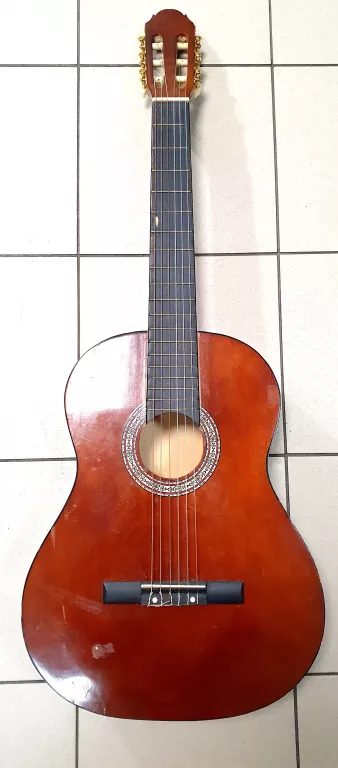 GITARA KLASYCZNA STAN DOBRY