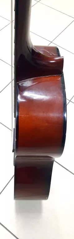 GITARA KLASYCZNA STAN DOBRY