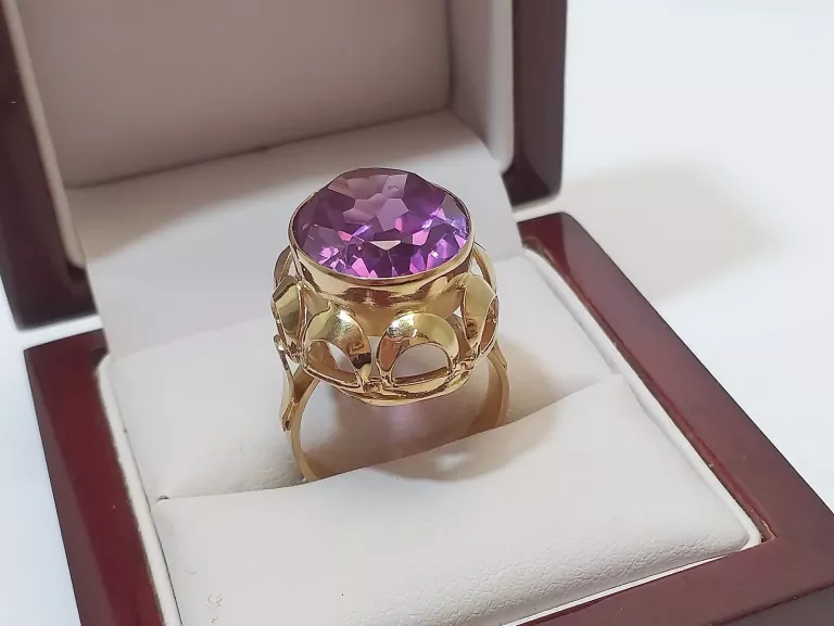zloty-pierscionek-z-fioletowym-kamieniem-972g-pr585-roz16-rozmiarsrednica-wew-mm-372-16