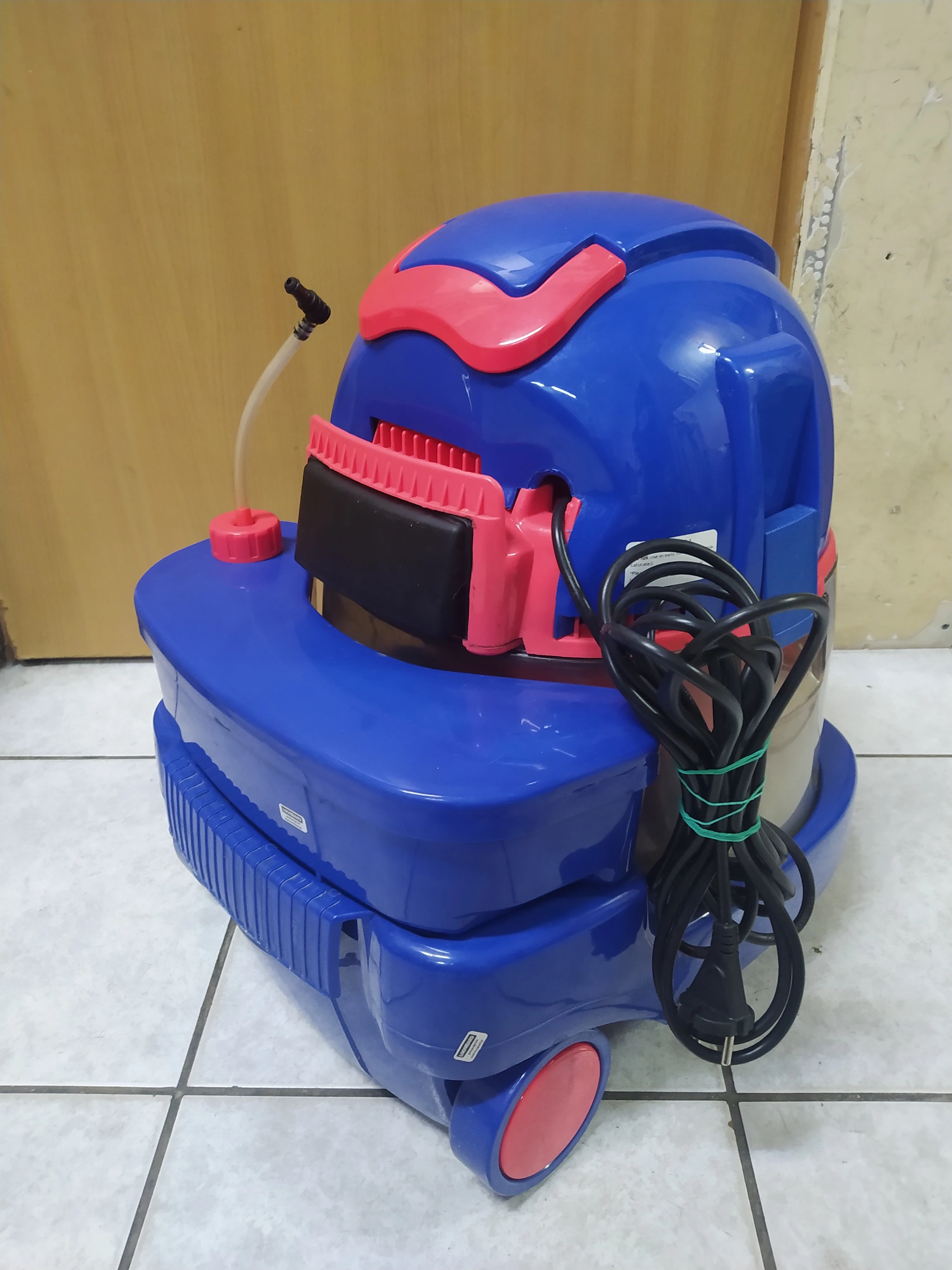 odkurzacz-pioracy-6w1-spa-or-wcc-304-2000w-stan-11323-2