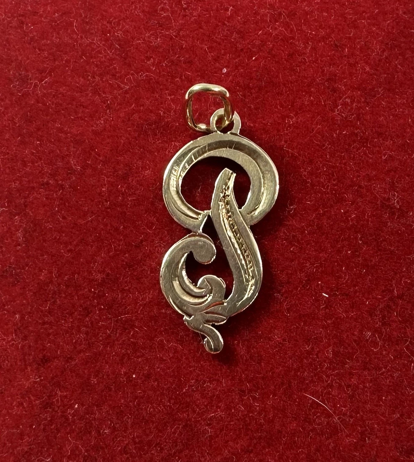 zlota-zawieszka-litera-p-proby-585-092g-ean-gtin-5901050601146