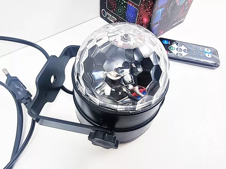 LED PARTY LIGHT / PROJEKTOR LED NA IMPREZĘ! + PILOT