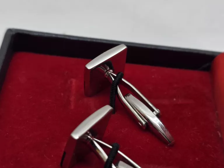 spinki-do-mankietow-giaccomo-conti-ean-gtin-5904257031976