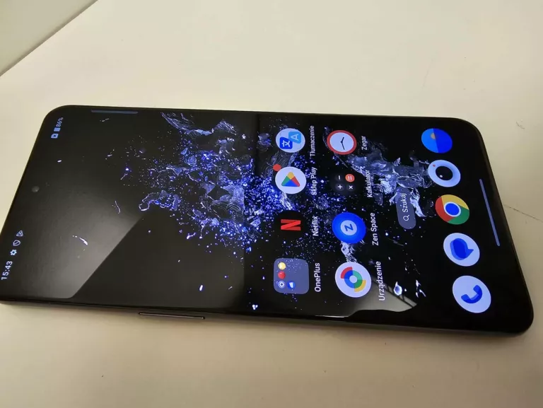 SMARTFON ONEPLUS 10T 16 GB / 256 GB 5G