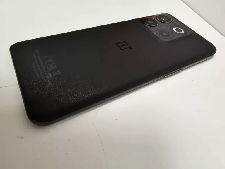 SMARTFON ONEPLUS 10T 16 GB / 256 GB 5G