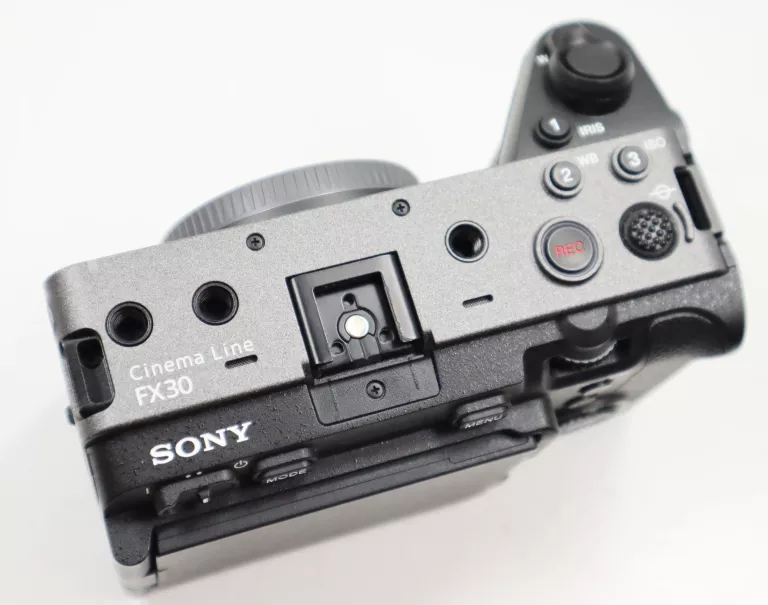 SONY ILME-FX30 - KOMPAKTOWA KAMERA CINEMA LINE BODY JAK NOWA
