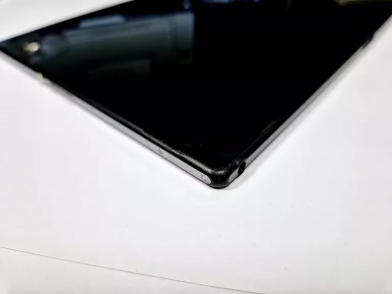 TABLET SONY XPERIA Z 10,1 CALA 2GB/16GB EKRAN ZABLOKOWANY