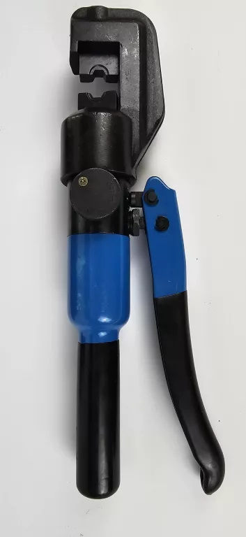 energotytan-praska-hydrauliczna-zaciskarka-do-kabli-4-70-ph70c-walizka-ean-gtin-5906745600985