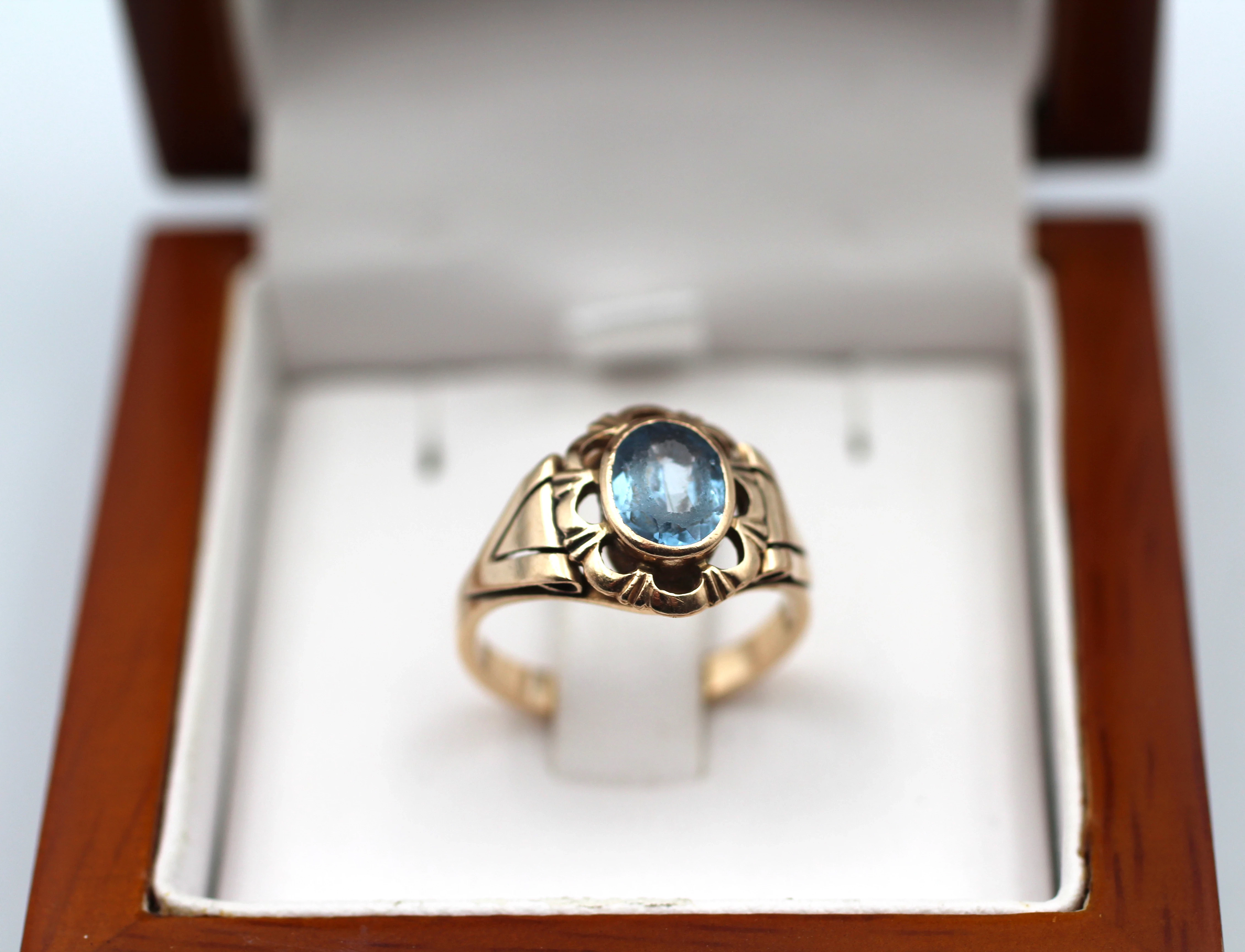 zloty-pierscionek-akwamaryn-p585-r13-w-394g-ean-gtin-5900025346587