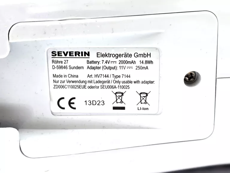 ODKURZACZ RĘCZNY SEVERIN  HV 7144/ KOMPLET / 4008146023538