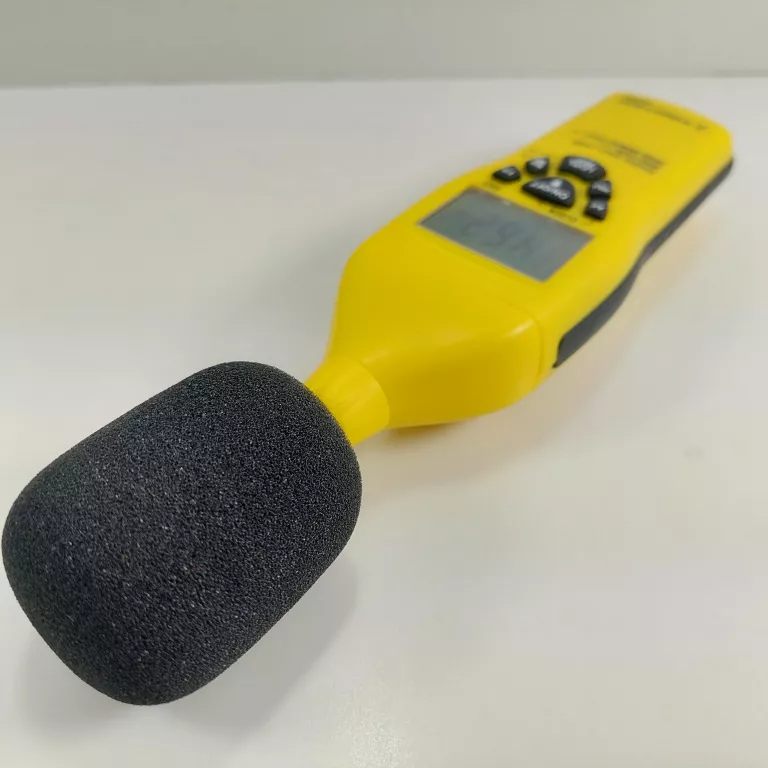 MIERNIK POZIOMU DŹWIĘKU TROTEC SL 300