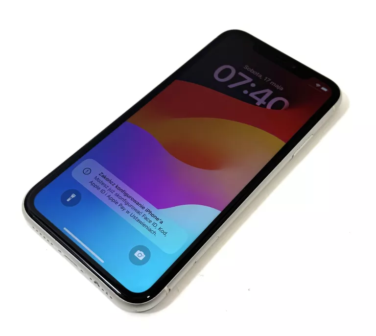 TELEFON IPHONE 11 64GB 81%