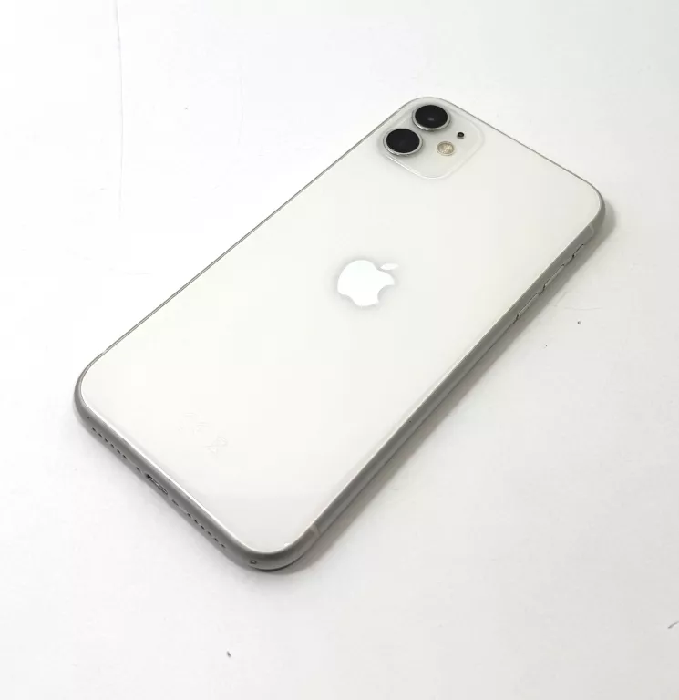 TELEFON IPHONE 11 64GB 81%