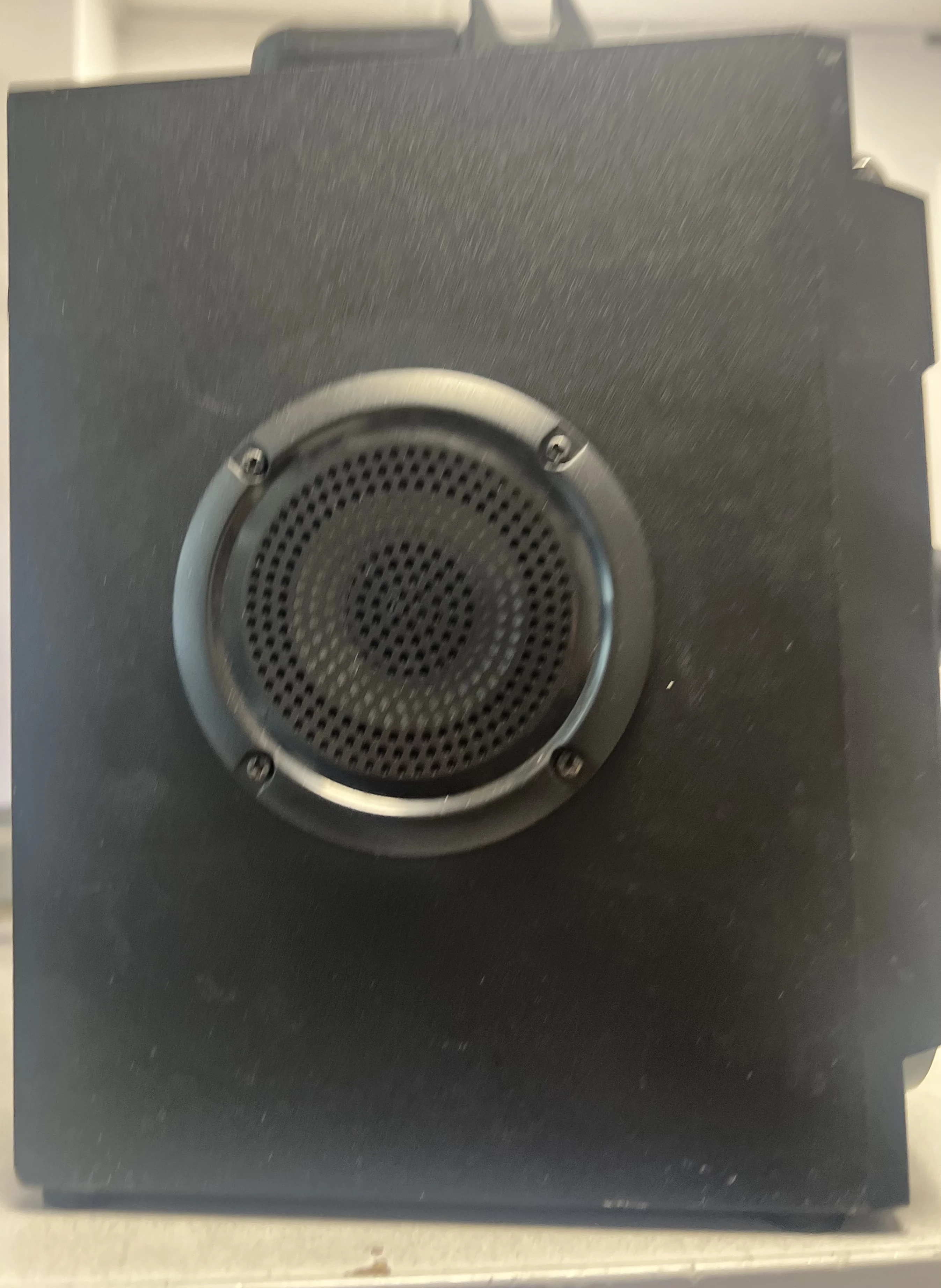 glosnik-bluetooth-feegar-4000mah-radio-usb-sd-aux-stan-11323-2