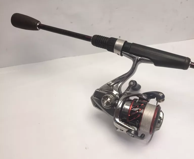 WĘDKA RODMAS FX662 198 CM 2-9G Z KOŁOWROTKIEM SHIMANO STRADIC CI4+