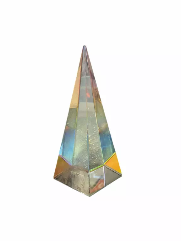 ozdobny-przycisk-do-papieru-jysk-truls-w-ksztalcie-piramidy-krupnicza-3-wroclaw
