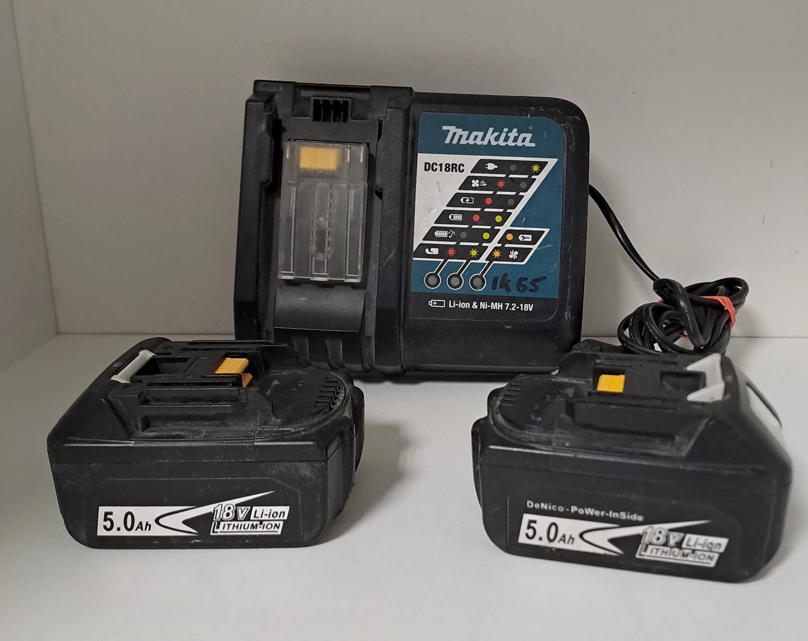 szlifierka-makita-dga519-ladowarka-2x-bateria-ean-gtin-088381893510