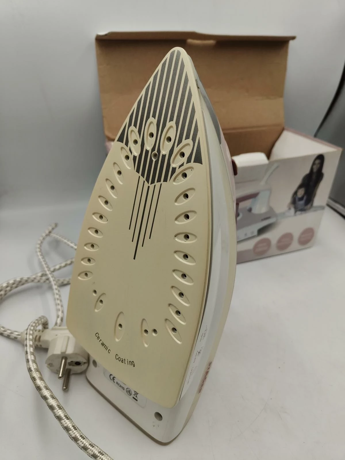 zelazko-parowe-stager-ec-2000-moc-200000