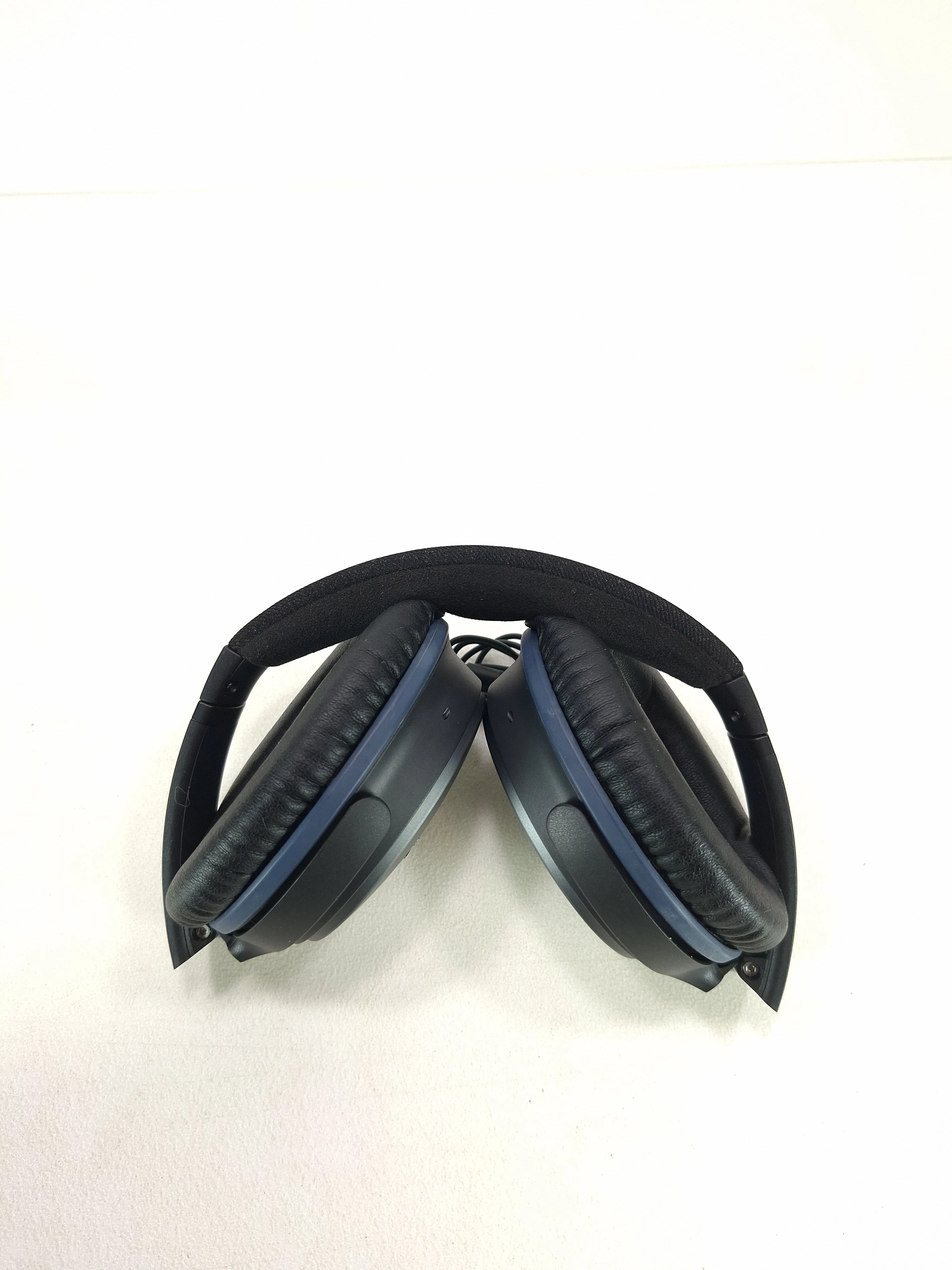 sluchawki-quietcomfort-bose-qc25-w-etui-konstrukcja-203685-217769