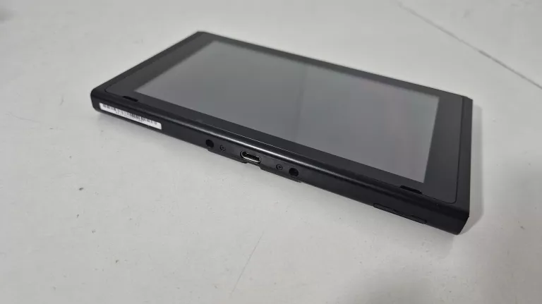 KONSOLA NINTENDO SWITCH HAC-OO1 DWA PADY PUDELKO