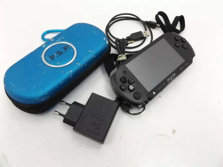 KONSOLA PLAYSTATION PSP PSP-E1004 ETUI KABEL ŁAD