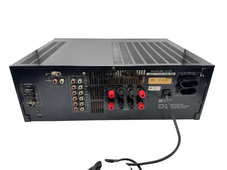 WZMACZNIACZ AMPLITUNER STEREO AKAI AA-49