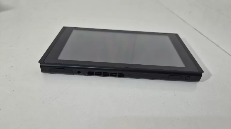 KONSOLA NINTENDO SWITCH HAC-OO1 DWA PADY PUDELKO