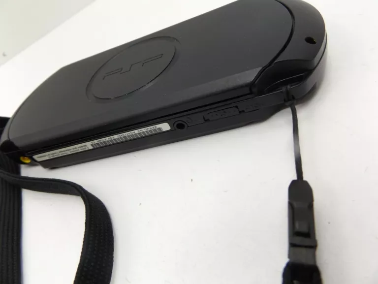 KONSOLA PLAYSTATION PSP PSP-E1004 ETUI KABEL ŁAD