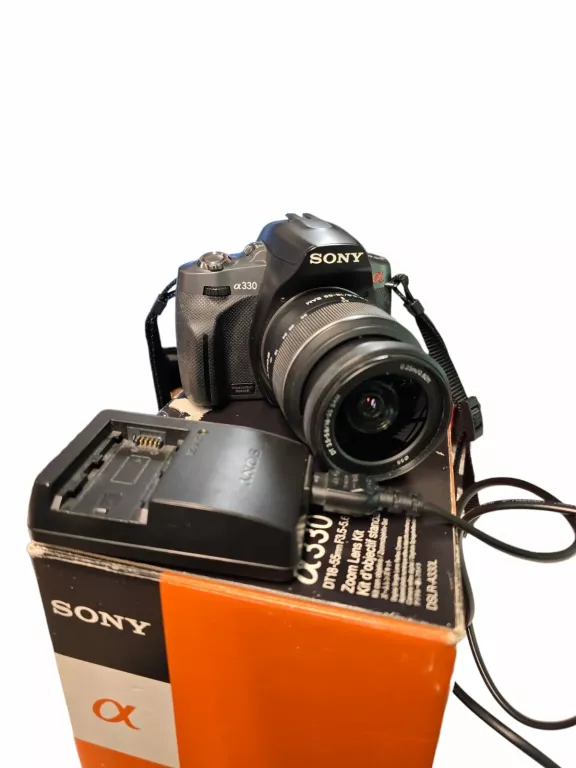APARAT SONY DSLR-A330 + OBIEKTYW N50 + PUDEŁKO +ŁADOWARKA + TORBA