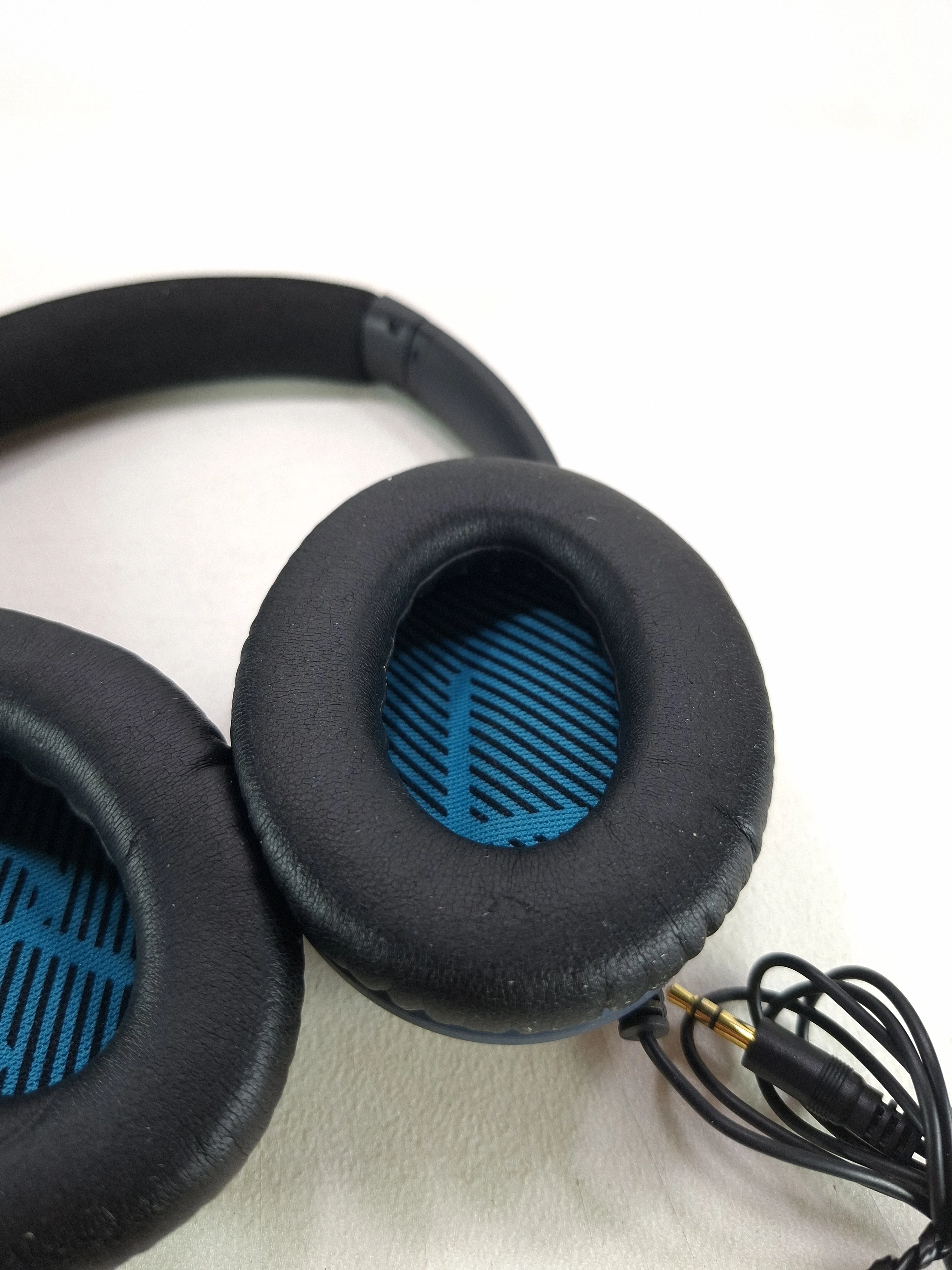 sluchawki-quietcomfort-bose-qc25-w-etui-material-203673-217721