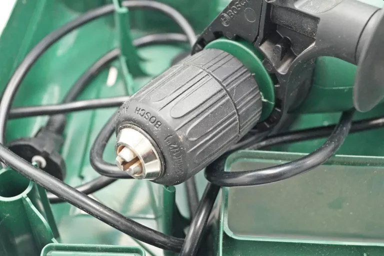 WIERTARKA BOSCH EASYIMPACT 600W + WALIZKA