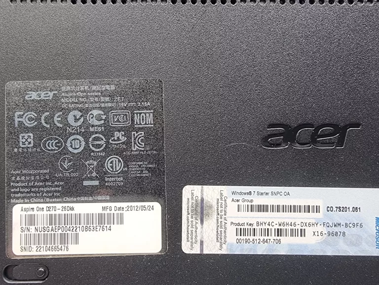 ACER ASPIRE ONE 2/320GB INTEL ATOM