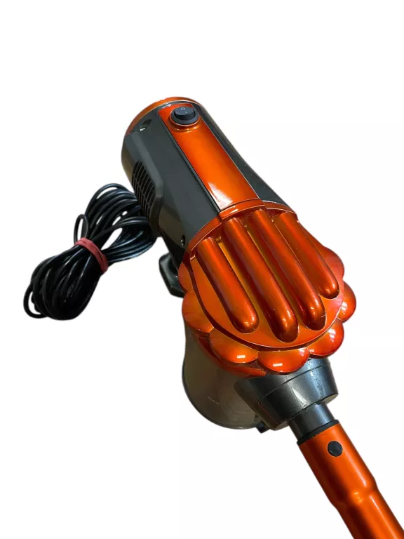 ODKURZACZ PIONOWY CLATRONIC BS 1306N