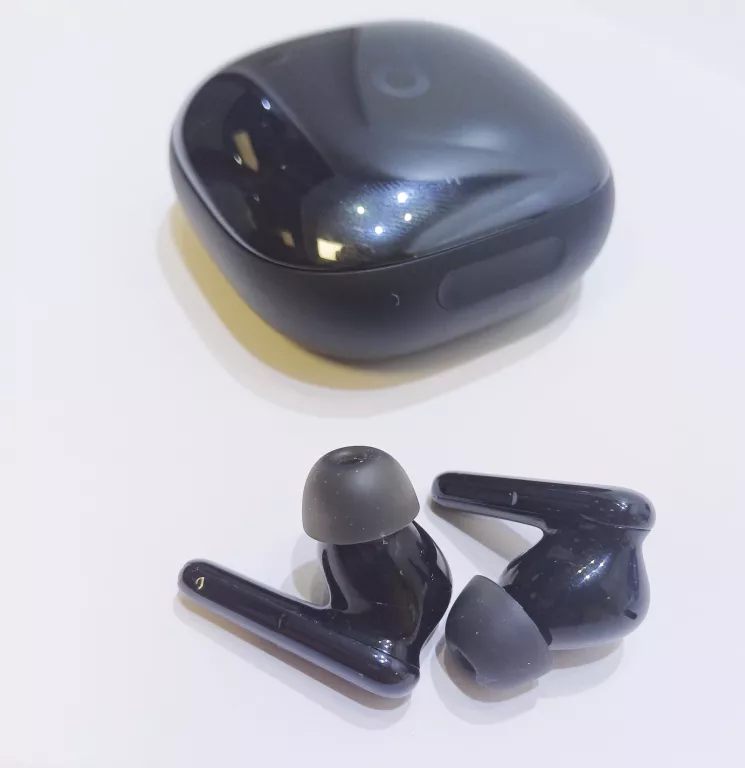 SŁUCHAWKI SOUNDCORE LIBERTY 4 PRO DOKANAŁOWE BT 5.3 CZARNE BEZPRZEWODOWE