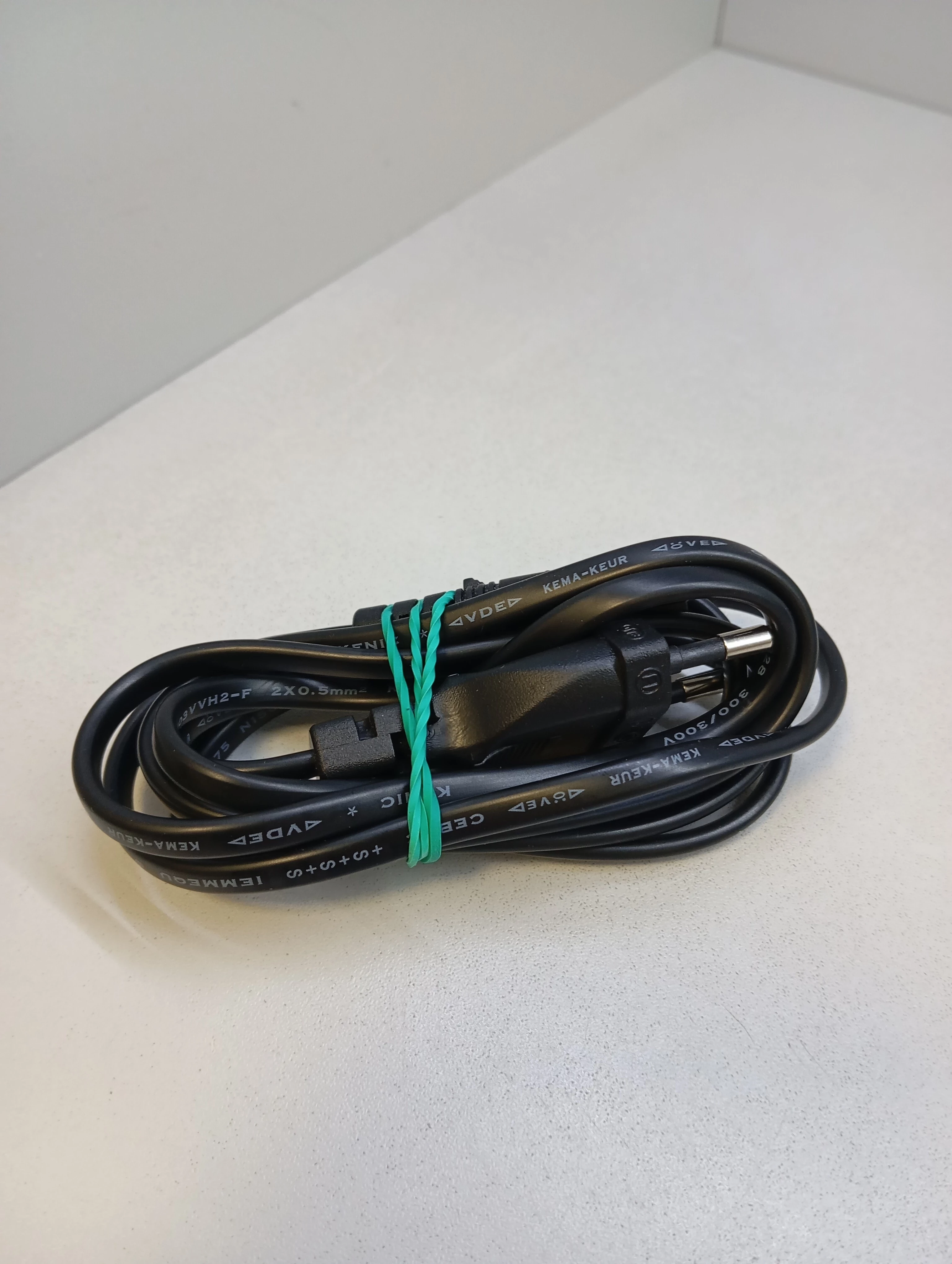 neonail-lampa-led-12w-czarna-3090-2-moc-1200