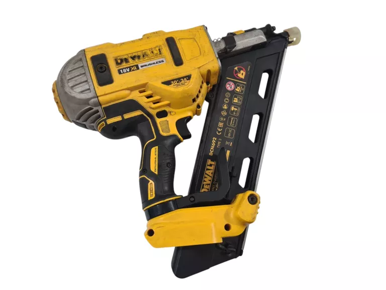 GWOŹDZIARKA 18V XR BEZSZCZOTKOWA 50-90MM 30-34STOPNIE DEWALT DCN692