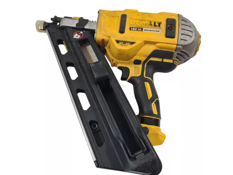 GWOŹDZIARKA 18V XR BEZSZCZOTKOWA 50-90MM 30-34STOPNIE DEWALT DCN692