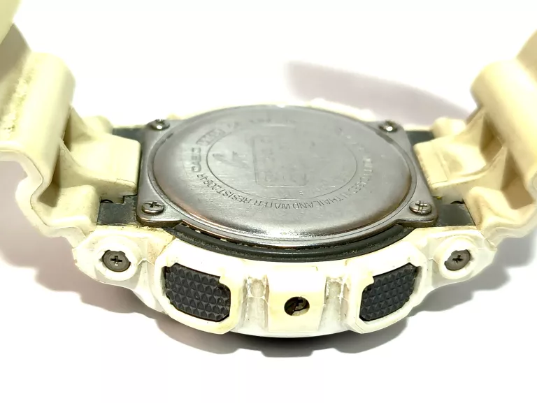 ZEGAREK CASIO G-SHOCK GA-110C BIAŁY