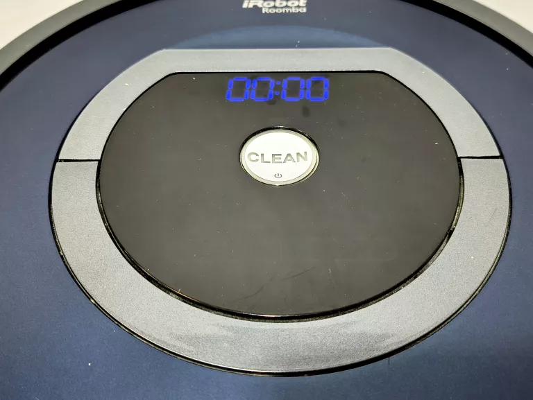 ODKURZACZ AUTOMATYCZNY IROBOT ROOMBA 786P + WIRTUALNA ŚCIANA