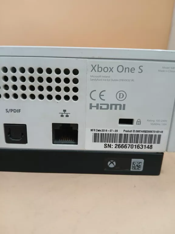 KONSOLA XBOX ONE S 500GB