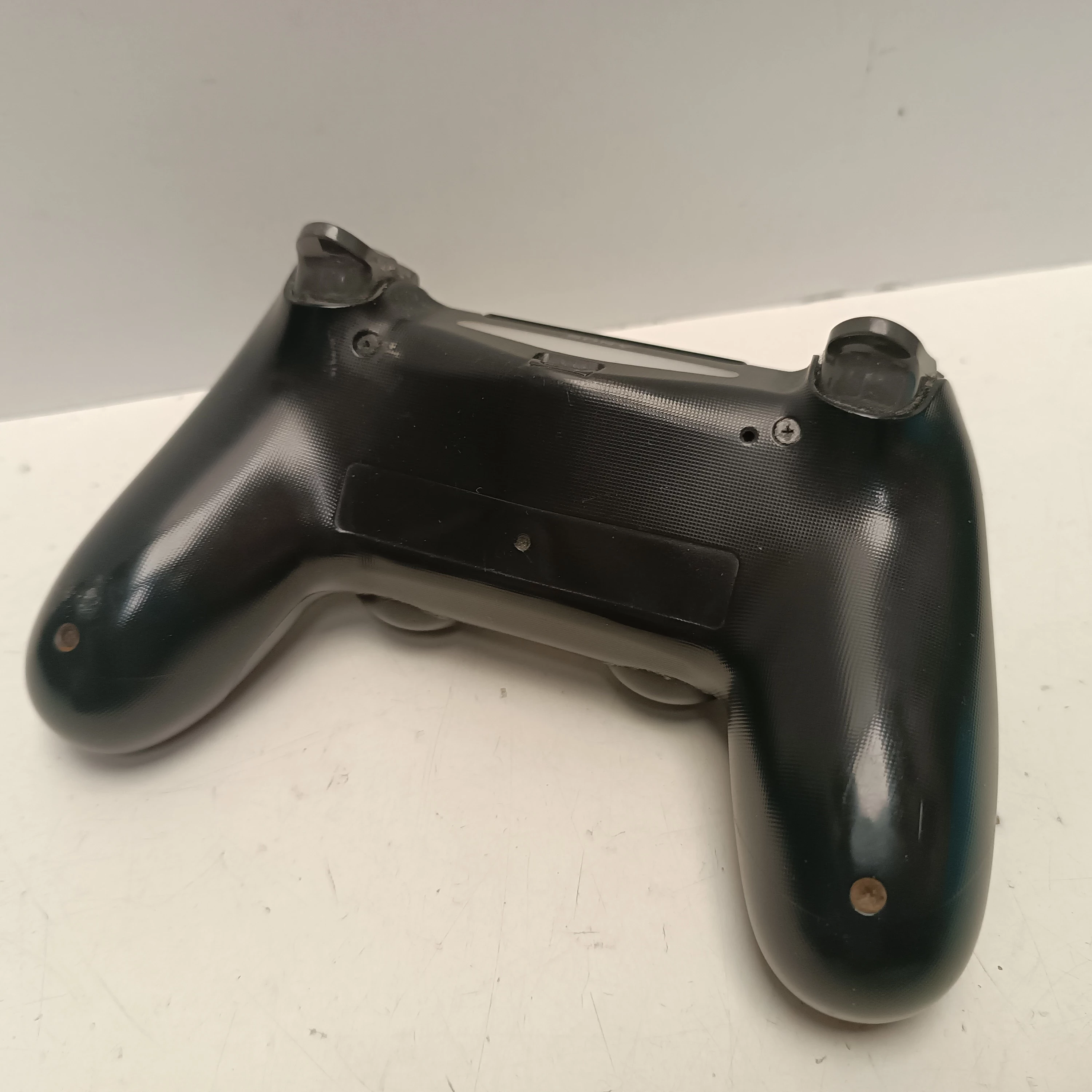 konsola-playstation-4-cuh-2016b-liczba-kontrolerow-w-zestawie-205994-225550