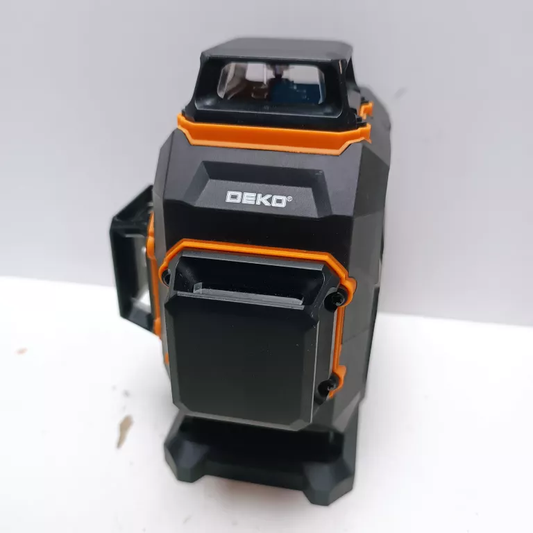 LASER KRZYŻOWY DEKO DKLL16PS1