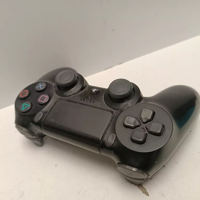 KONSOLA PLAYSTATION 4 CUH-2016B