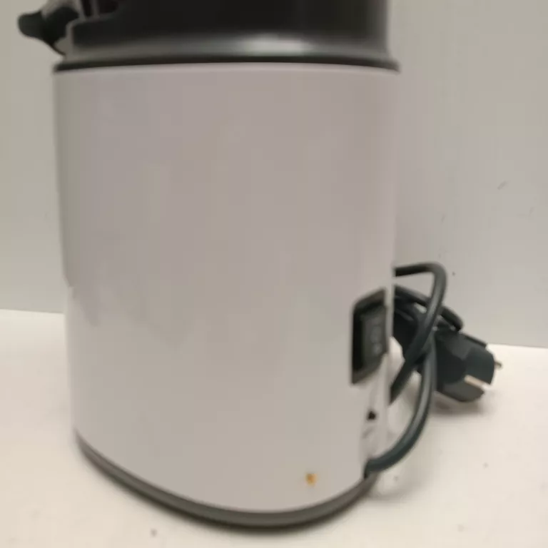 WYCISKARKA WOLNOOBROTOWA KENWOOD JMP 40
