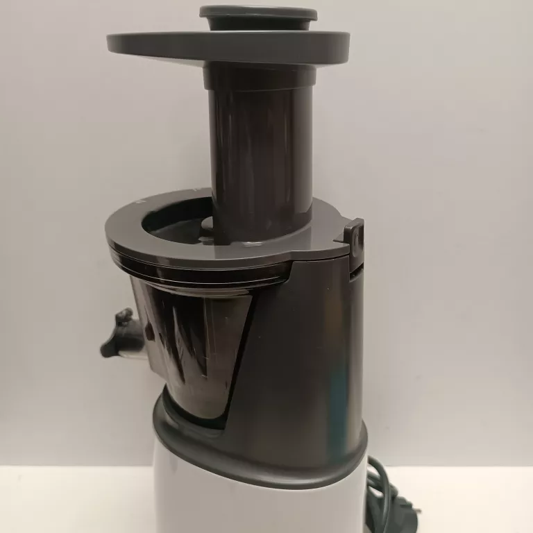 WYCISKARKA WOLNOOBROTOWA KENWOOD JMP 40