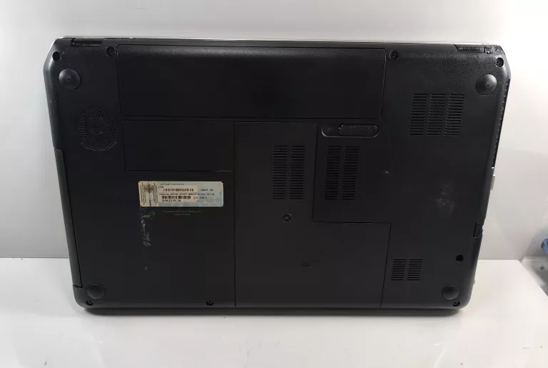 LAPTOP LAPTOP HP PAVILION M6 I3/6GB RAM/SSD 240GB/WIN 10