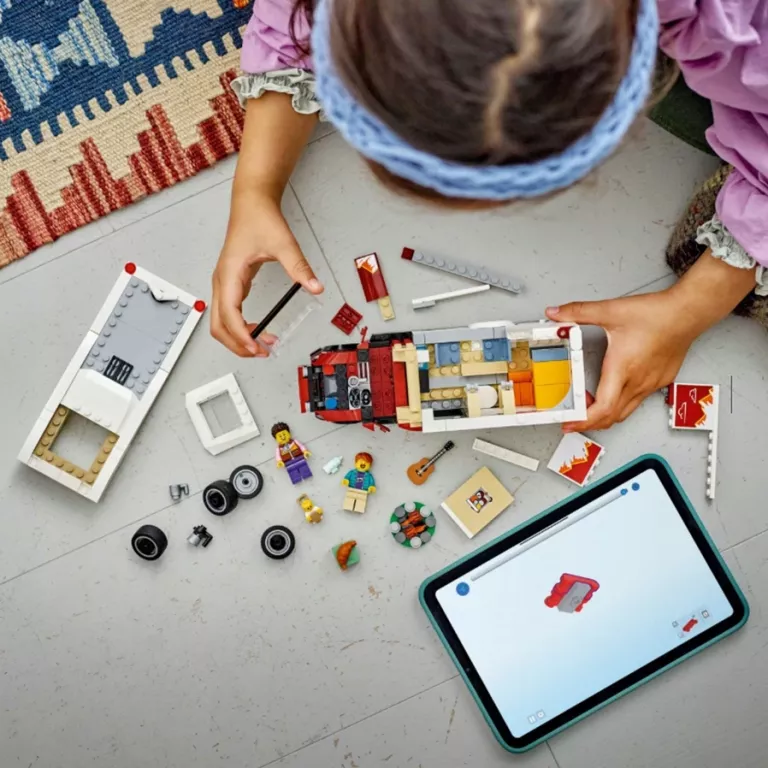 LEGO CITY 60454 WAKACYJNY KAMPER PEŁEN PRZYGÓD