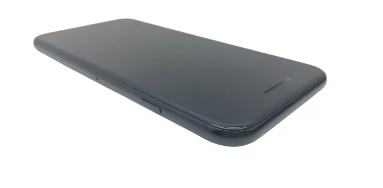 TELEFON IPHONE SE(2020) 64GB 82%