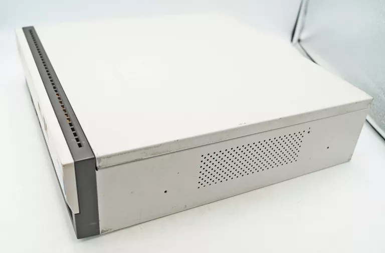 KOMPUTER FUJITSU SIEMENS DTN2-D1644