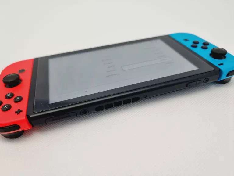 KONSOLA NINTENDO SWITCH HAC-001 AKCESORIA